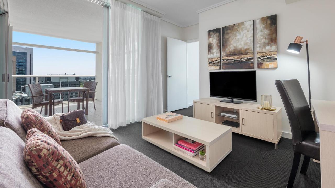 Oaks Brisbane Casino Tower Suites Экстерьер фото