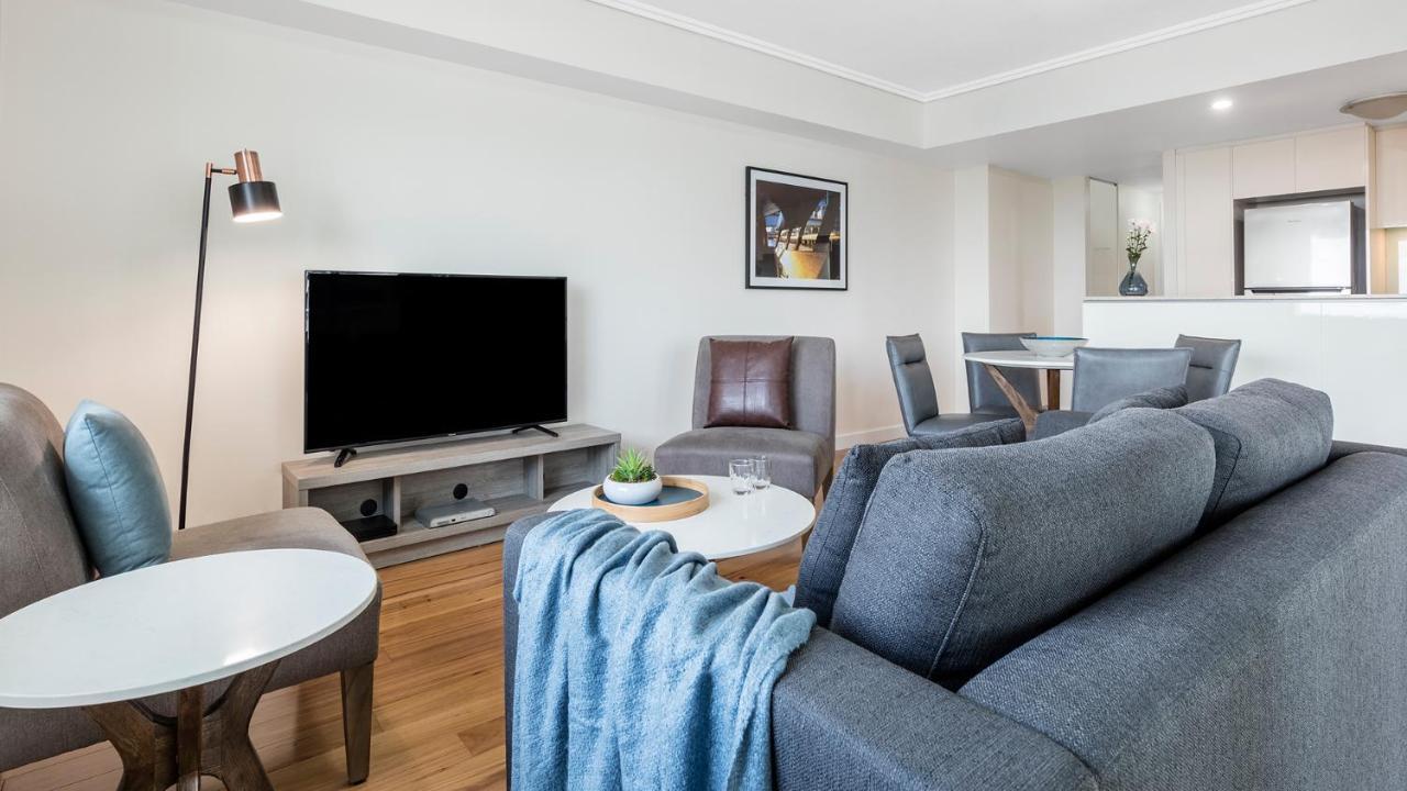 Oaks Brisbane Casino Tower Suites Экстерьер фото